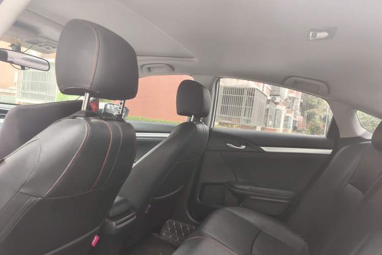 Used Honda Civic 2016 220TURBO CVT Luxury Edition Headliner