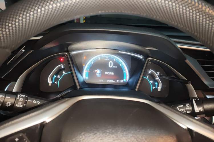 Used Honda Civic 2016 220TURBO CVT Luxury Edition Instrument Cluster