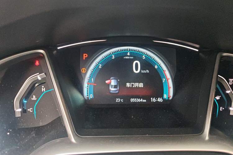 Used Honda Civic 2016 220TURBO CVT Luxury Edition Instrument Cluster