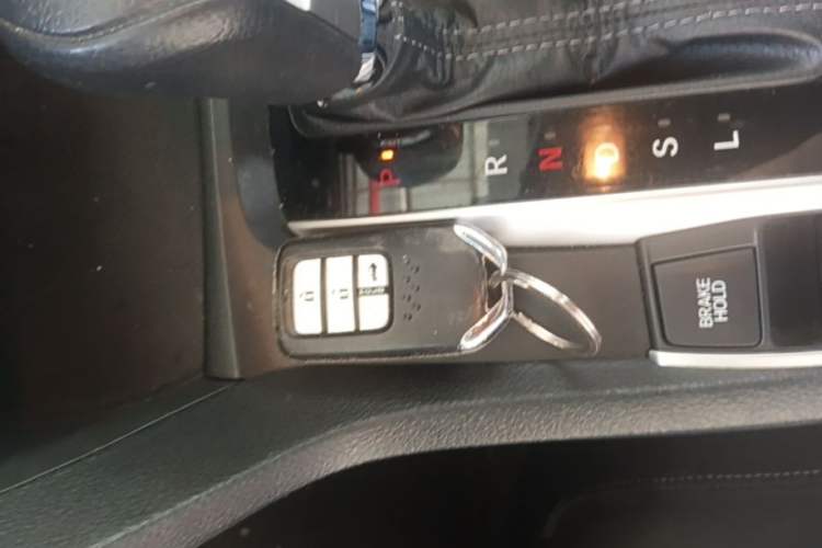 Used Honda Civic 2016 220TURBO CVT Luxury Edition Interior 1