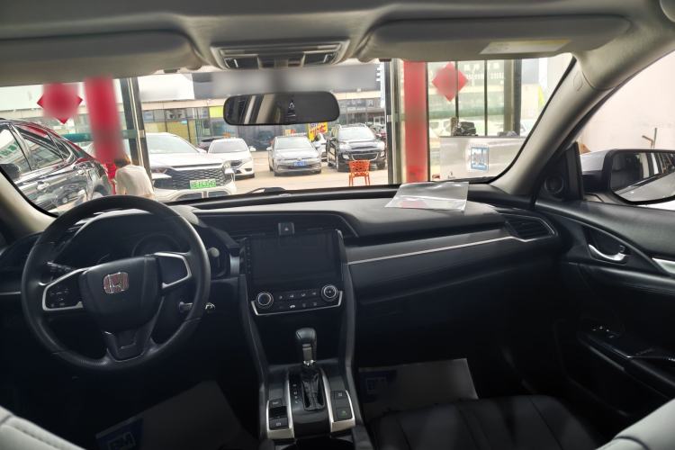 Used Honda Civic 2016 180TURBO CVT Comfort Version Interior 1