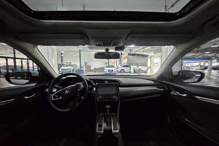 Used Honda Civic 2016 180TURBO CVT Comfort Version Interior 1