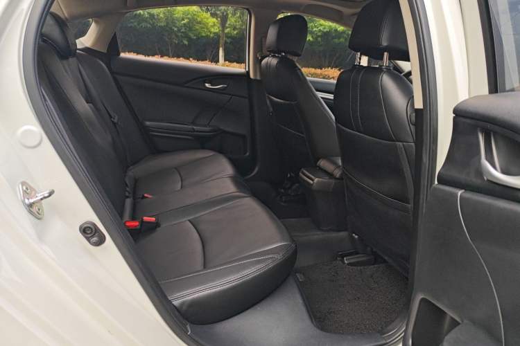 Used Honda Civic 2016 180TURBO CVT Comfort Version Interior 2