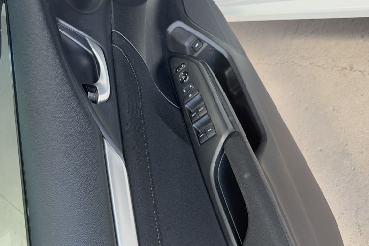 Used Honda Civic 2016 220TURBO CVT Luxury Edition Interior 2