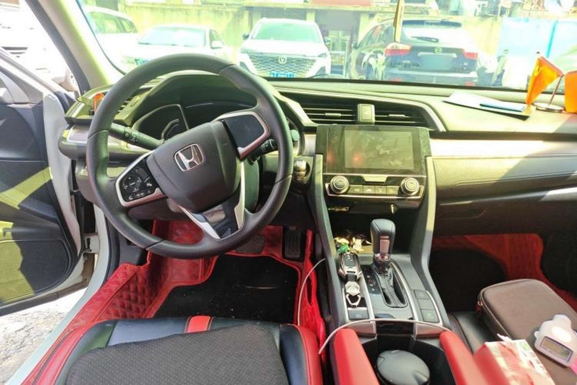 Used Honda Civic 2016 220TURBO CVT Luxury Edition Interior 2