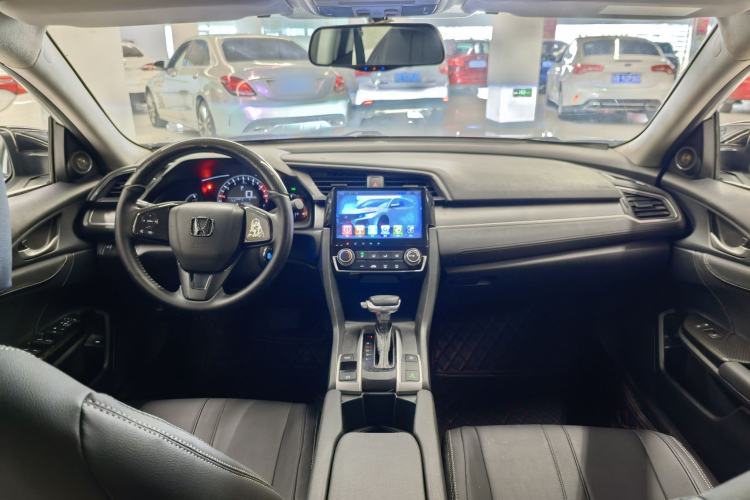 Used Honda Civic 2016 180TURBO CVT Comfort Version Interior 3