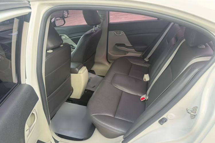 Used Honda Civic 2016 1.8L Automatic Comfort Version Interior 3