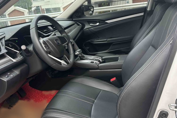 Used Honda Civic 2016 220TURBO CVT Prestige Edition Interior 4
