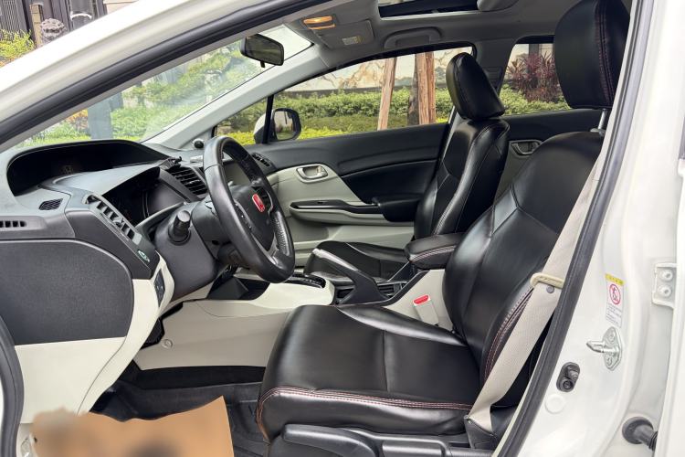 Used Honda Civic 2016 1.8L Automatic Comfort Version Interior 4
