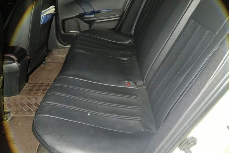 Used Honda Civic 2016 180TURBO CVT Comfort Version Interior 4