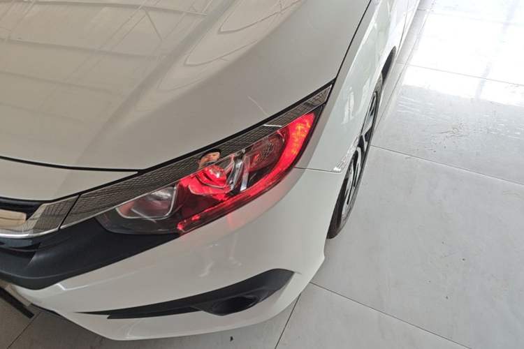 Used Honda Civic 2016 220TURBO CVT Luxury Edition Left Front Headlight