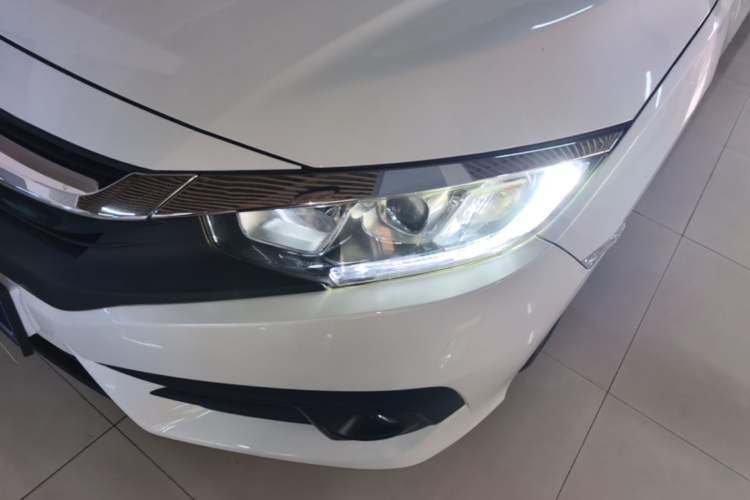 Used Honda Civic 2016 180TURBO CVT Comfort Version Left Front Headlight