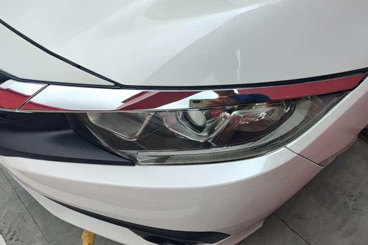 Used Honda Civic 2016 220TURBO CVT Luxury Edition Left Front Headlight
