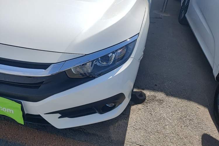 Used Honda Civic 2016 220TURBO CVT Luxury Edition Left Front Headlight