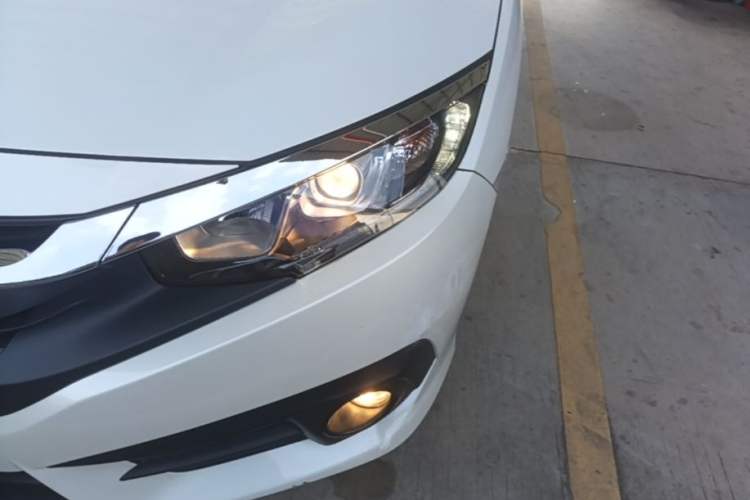 Used Honda Civic 2016 220TURBO CVT Luxury Edition Left Front Headlight