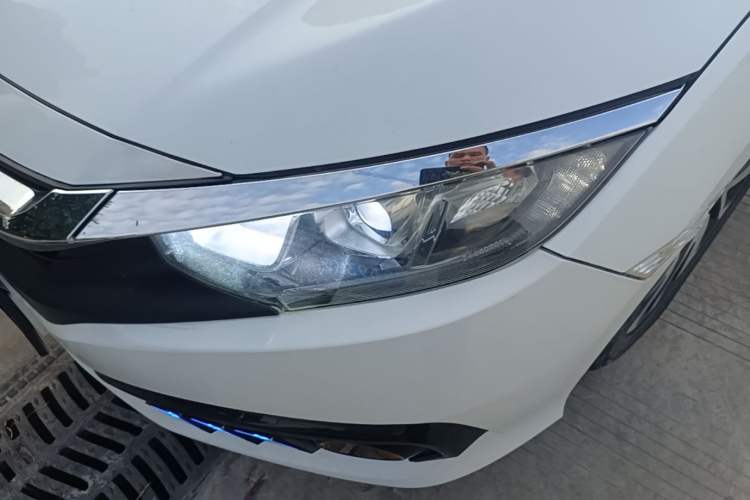 Used Honda Civic 2016 220TURBO CVT Luxury Edition Left Front Headlight