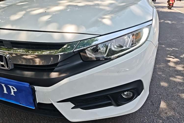 Used Honda Civic 2016 180TURBO CVT Comfort Version Left Front Headlight