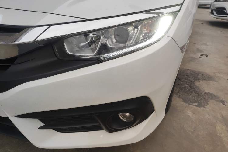 Used Honda Civic 2016 220TURBO CVT Luxury Edition Left Front Headlight