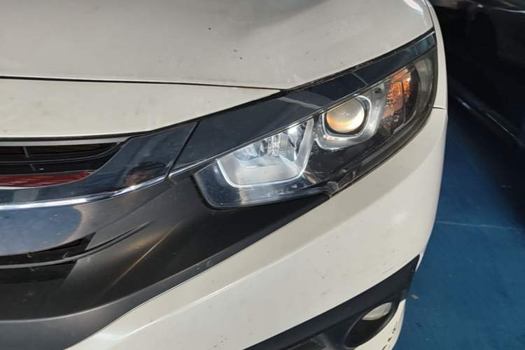Used Honda Civic 2016 220TURBO CVT Luxury Edition Left Front Headlight