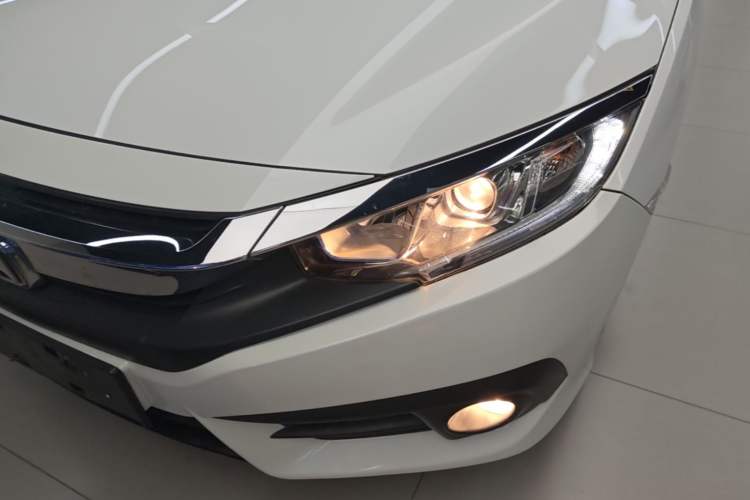 Used Honda Civic 2016 220TURBO CVT Luxury Edition Left Front Headlight