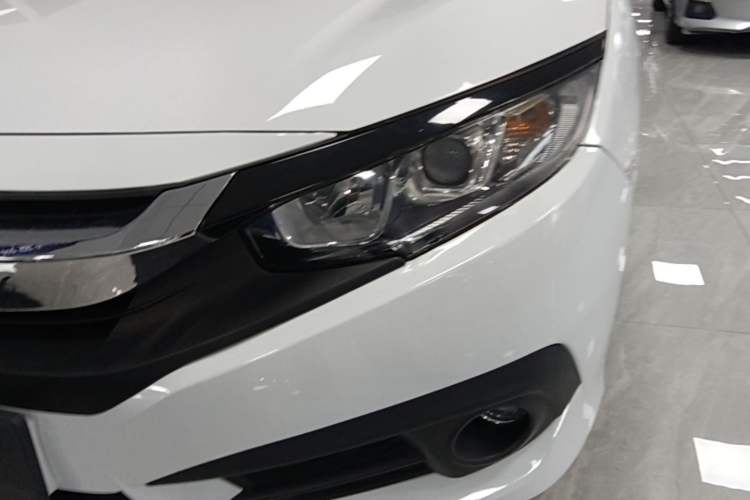 Used Honda Civic 2016 220TURBO CVT Luxury Edition Left Front Headlight