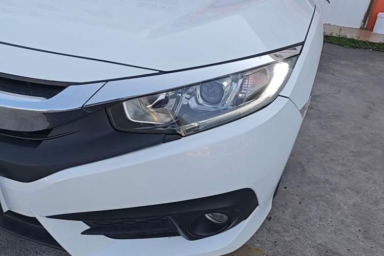 Used Honda Civic 2016 220TURBO CVT Luxury Edition Left Front Headlight