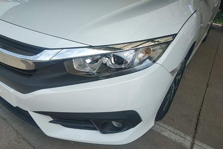 Used Honda Civic 2016 220TURBO CVT Luxury Edition Left Front Headlight
