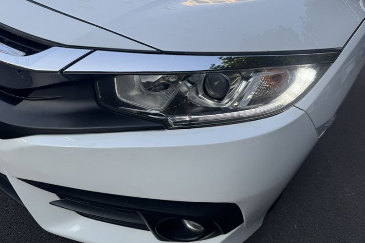 Used Honda Civic 2016 220TURBO CVT Luxury Edition Left Front Headlight