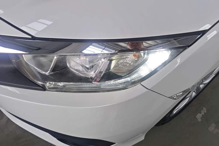 Used Honda Civic 2016 180TURBO CVT Comfort Version Left Front Headlight