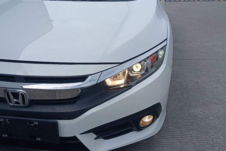 Used Honda Civic 2016 220TURBO CVT Luxury Edition Left Front Headlight