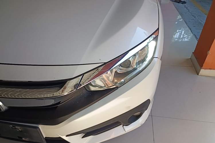 Used Honda Civic 2016 180TURBO CVT Comfort Version Left Front Headlight