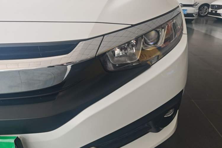 Used Honda Civic 2016 220TURBO CVT Luxury Edition Left Front Headlight