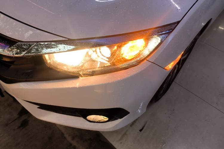 Used Honda Civic 2016 220TURBO CVT Luxury Edition Left Front Headlight