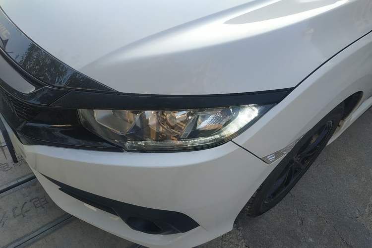 Used Honda Civic 2016 180TURBO CVT Comfort Version Left Front Headlight