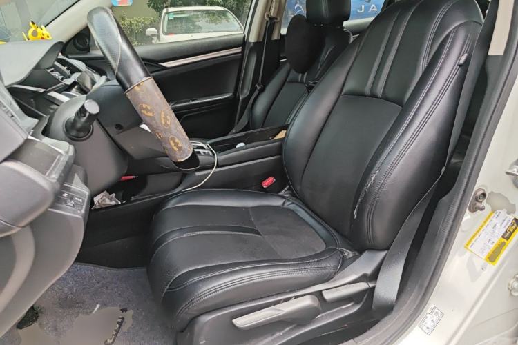 Used Honda Civic 2016 220TURBO CVT Luxury Edition Left Front Seat