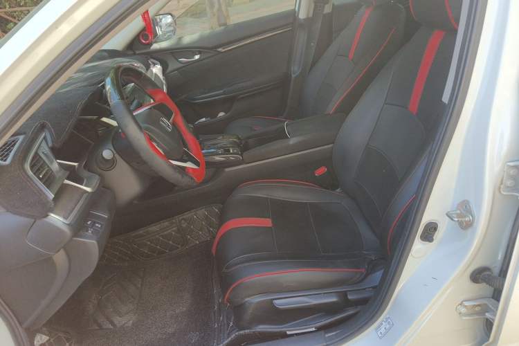Used Honda Civic 2016 220TURBO CVT Luxury Edition Left Front Seat