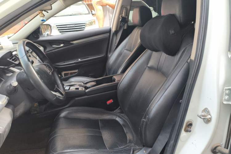 Used Honda Civic 2016 220TURBO CVT Prestige Edition Left Front Seat