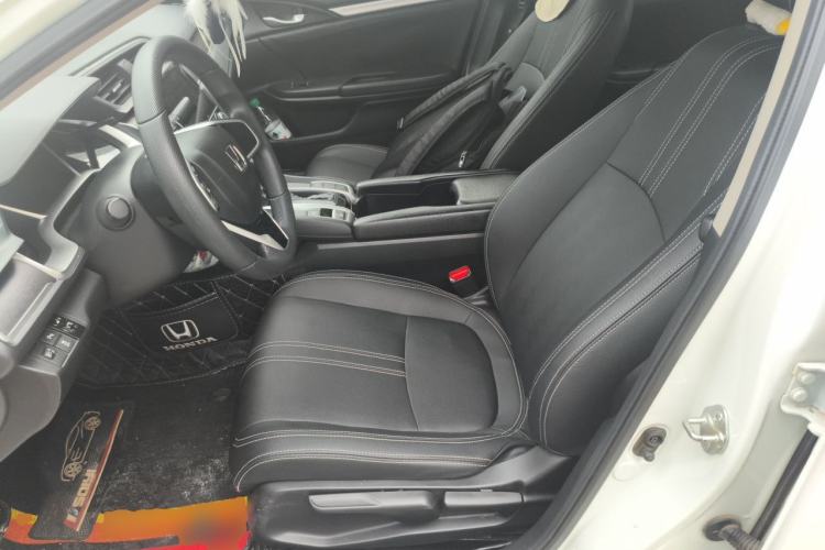 Used Honda Civic 2016 220TURBO CVT Luxury Edition Left Front Seat