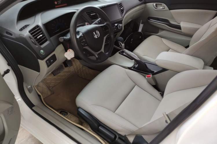 Used Honda Civic 2016 1.8L Automatic Comfort Version Left Front Seat