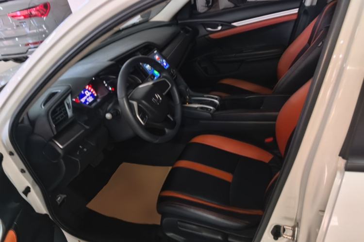 Used Honda Civic 2016 180TURBO CVT Comfort Version Left Front Seat