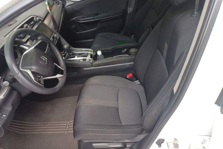 Used Honda Civic 2016 220TURBO CVT Luxury Edition Left Front Seat