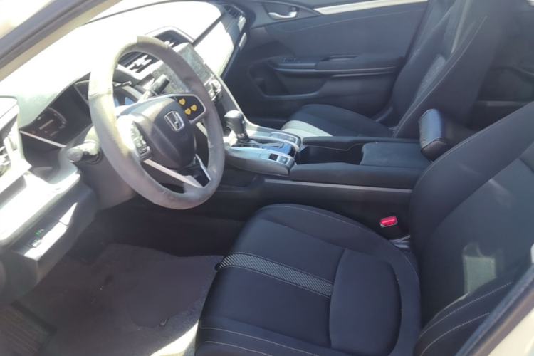 Used Honda Civic 2016 220TURBO CVT Luxury Edition Left Front Seat