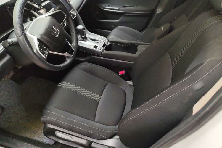 Used Honda Civic 2016 220TURBO CVT Luxury Edition Left Front Seat