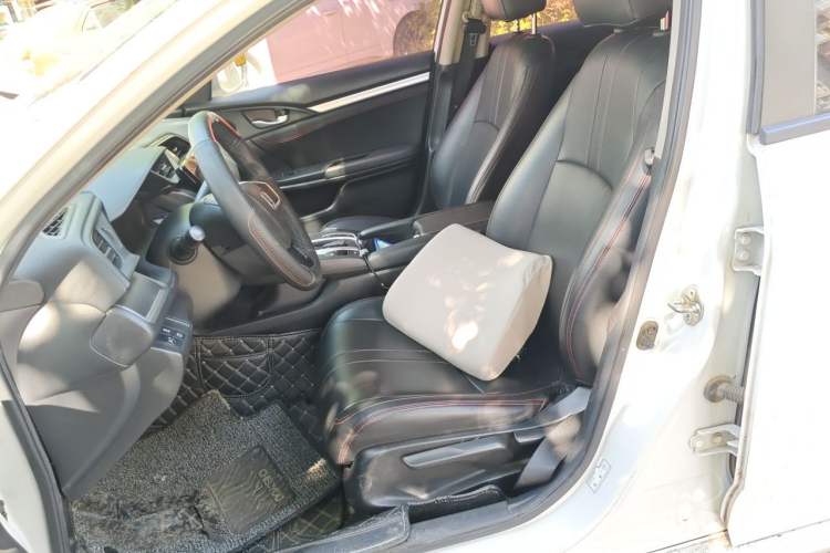 Used Honda Civic 2016 180TURBO CVT Comfort Version Left Front Seat