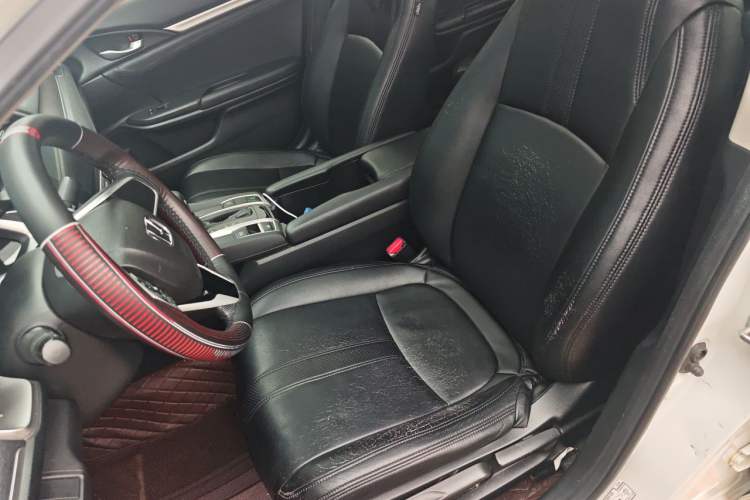 Used Honda Civic 2016 220TURBO CVT Luxury Edition Left Front Seat