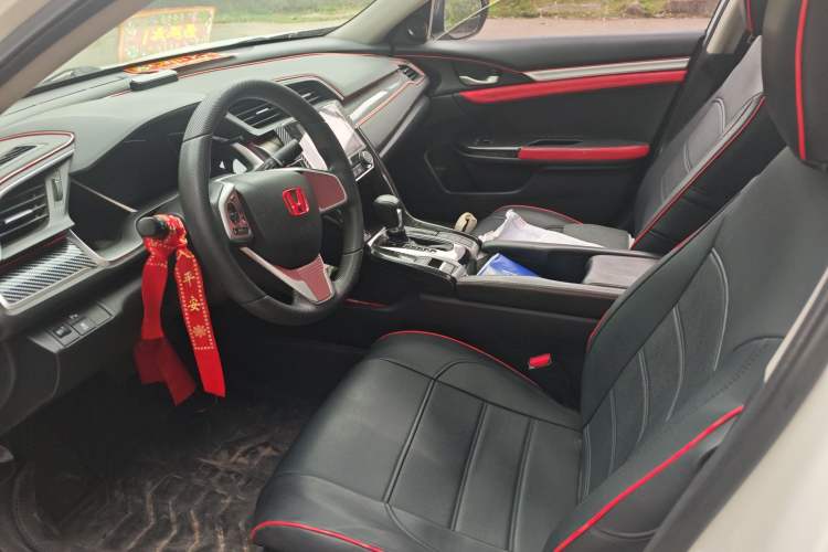 Used Honda Civic 2016 220TURBO CVT Luxury Edition Left Front Seat