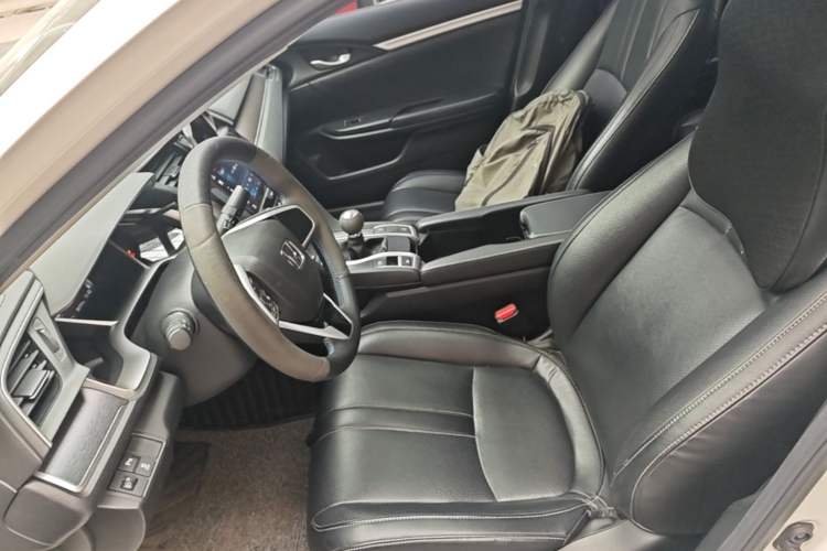 Used Honda Civic 2016 220TURBO Manual Luxury Edition Left Front Seat