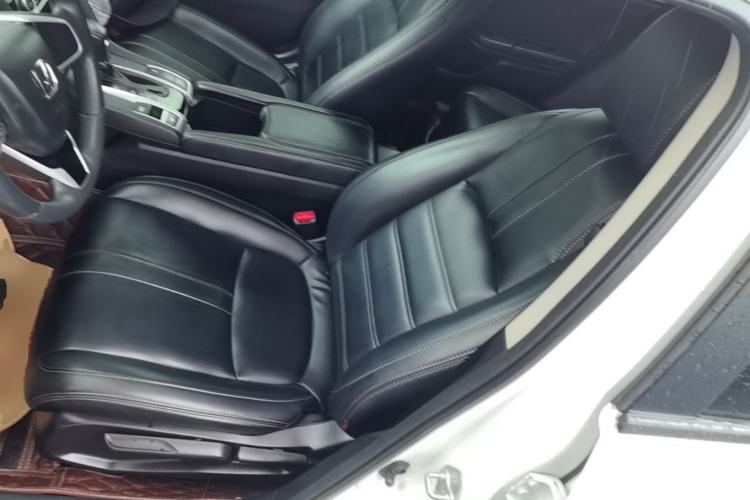 Used Honda Civic 2016 220TURBO CVT Luxury Edition Left Front Seat