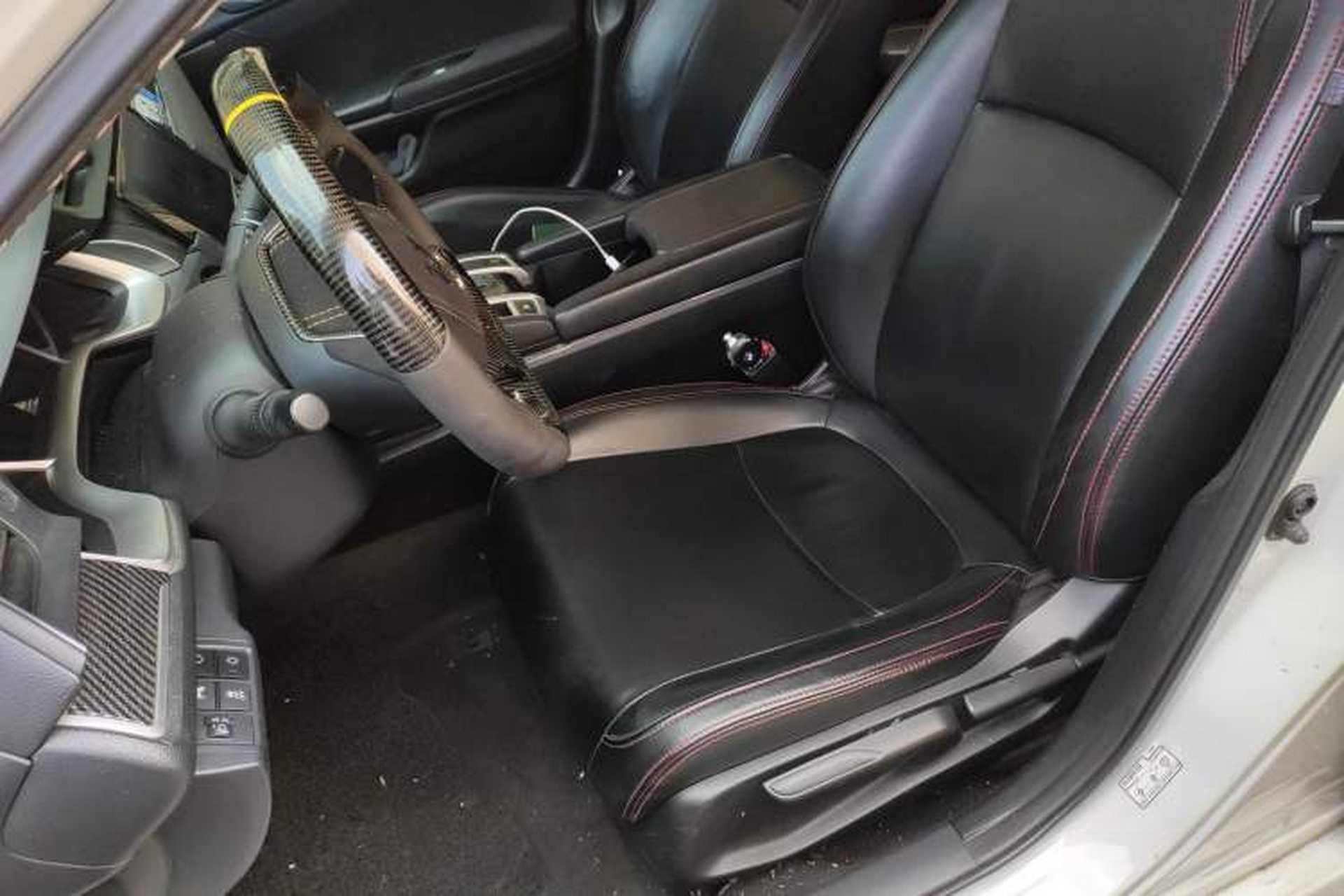 Used Honda Civic 2016 220TURBO CVT Luxury Edition Left Front Seat