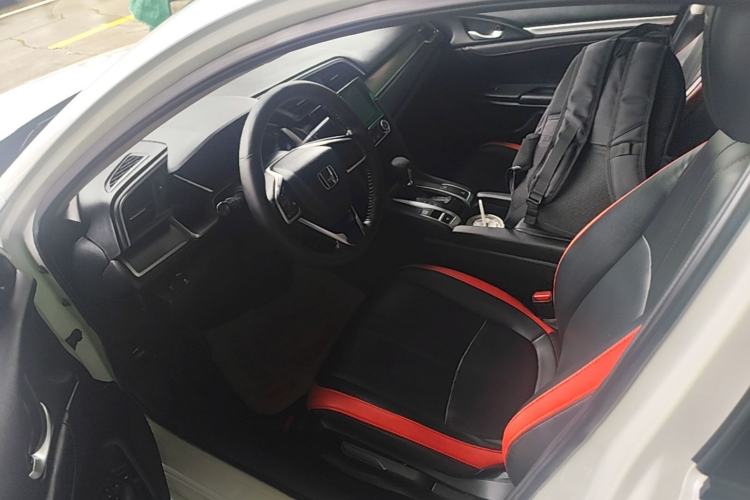 Used Honda Civic 2016 220TURBO CVT Luxury Edition Left Front Seat